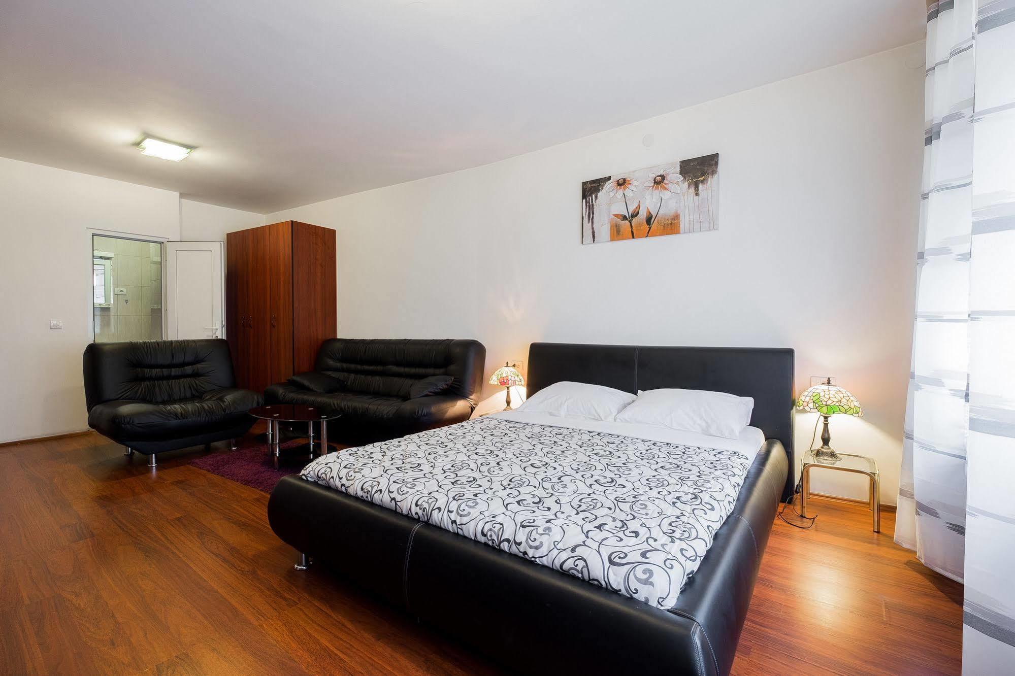 Downtown Apart Hotel Bane Belgrado Exterior foto